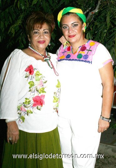 19092007
Leticia Huízar Pérez y Karina Núñez de
