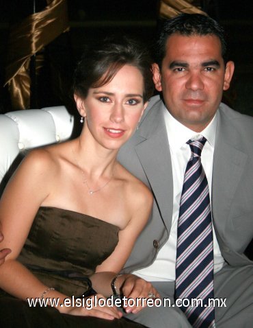 17092007
Lizette A. de Helguera y Ramón Helguera
