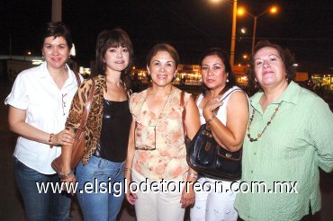 25092007
Nena de Cid, Muñeca de Tueme, María Luisa Olivares, Gaby Treviño y Pilar Medrano