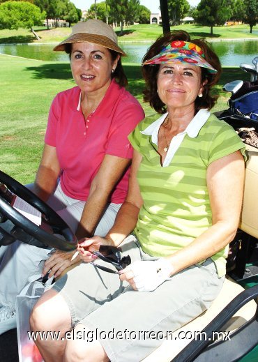 26092007
Ana Carmen López y Nury de Quintero.