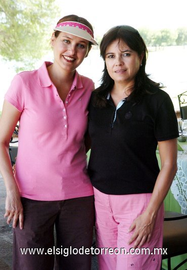 26092007
Gaby Madero y Cecilia Alducín.