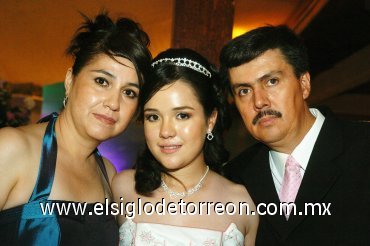 27092007
Daniela Lizeth Sánchez de la Torre fue festejada por sus padres, Elodio y Jenny Sánchez.