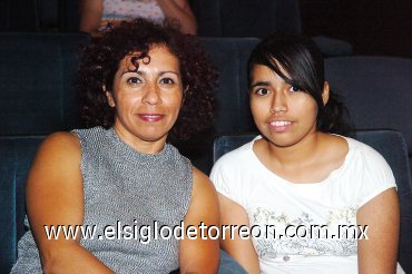 30092007
Dora Elena Durán y Elena Barbosa.