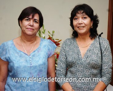30092007
Olivia Hernández y Maru Rivera.