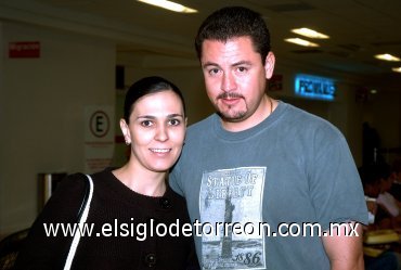 26092007
Rossana y Marco Conte viajaron con destino a la Ciudad de México.
