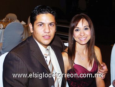 26092007
Héctor López Fierro y Rosy Villegas.