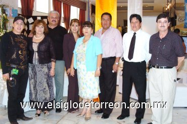 30092007
Manuel Saucedo, Magdalena Reyes, Manuel Quiroz, Diane López, Paquita Sika, Jesús Alonso Trujillo, Miguel Ángel y Guillermo González.