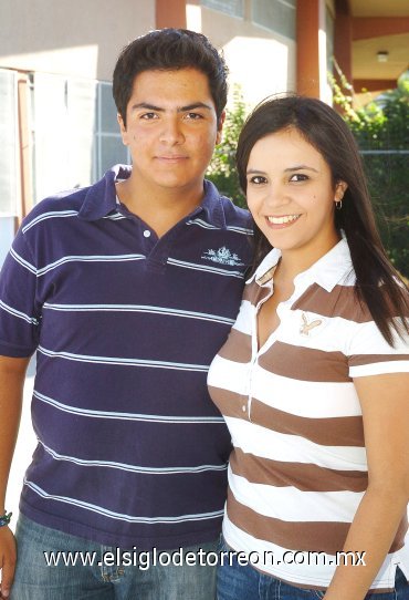 01102007
Guillermo Ríos y Bertha Mijares.