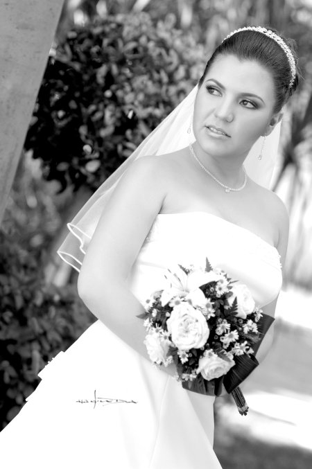 Srita. Jenny Barbosa de Lara unió su vida en sagrado matrimonio a la del M.A.E. Braulio Antonio Cázares Fernández.

Carlos Maqueda.