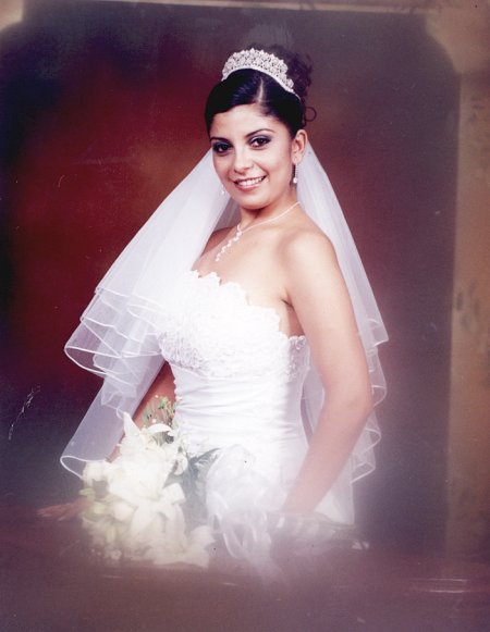 C.P. Nancy Patricia Terrones Castillo unió su vida en matrimonio a la del C.P. Hugo Alberto Salazar Perales.

Estudio Ángel.
