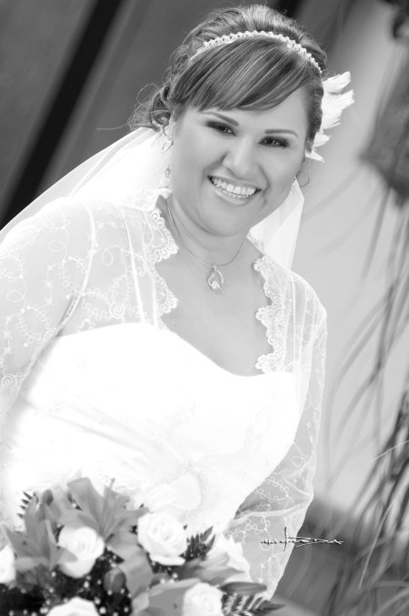 Srita. Nancy Canales Delgado contrajo nupcias con el Sr. Gerardo Escobedo Sifuentes.

Estudio Carlos Maqueda.