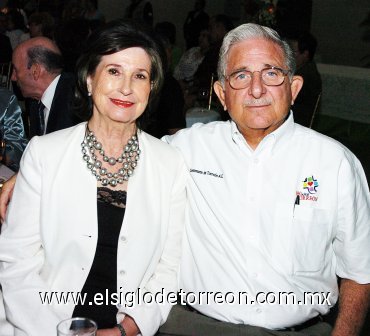 04102007
Rosario Lamberta de González y Alberto González Domene.
