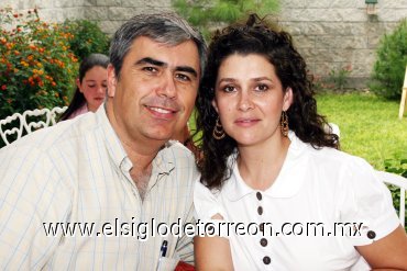 07102007
Ricardo y Karla Muñoz.