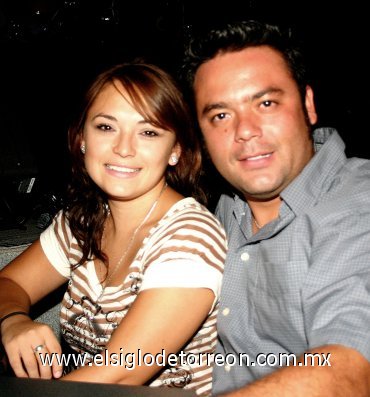 09102007
Fernando Ferman y Marcela García.