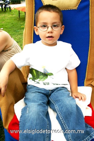 10102007
Jaime Alberto Olliver García, cumplió tres años de vida.