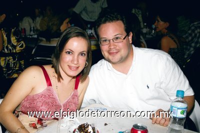 Claudia y Rodrigo Pérez Valdés.