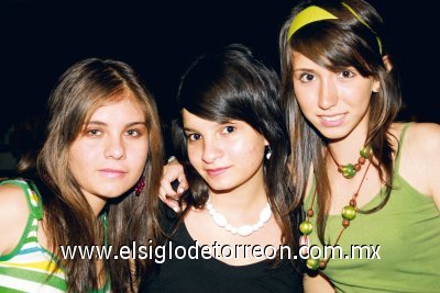 Vicky Mata, Bere Cañavera y Gaby Valenzuela
