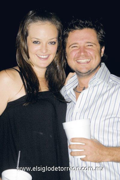 Paty Villarreal y Santiago Muñoz.
