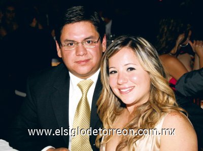 Carlos Hugo Chiffer Torres y Adriana Alarcón Dávalos.