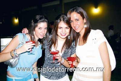 Mary Romo, Ana Lucía Valenzuela y Sofía Quintanar.
