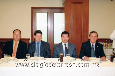 Fernando Gutiérrez, Fernando Marroquín, Roberto García Bredée y Javier Roel.