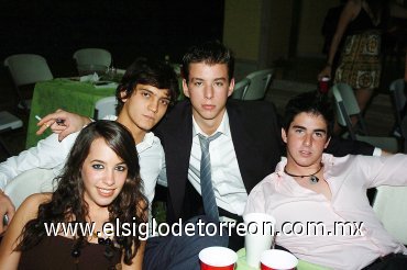 12102007
Priscila Reed, Beto Cruz, Quique Campa y Paco Torres.