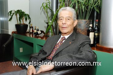20102007
Agustín Legorreta, presidente de la Federación de las Alianzas Francesas en México, asistió a una cena maridaje.