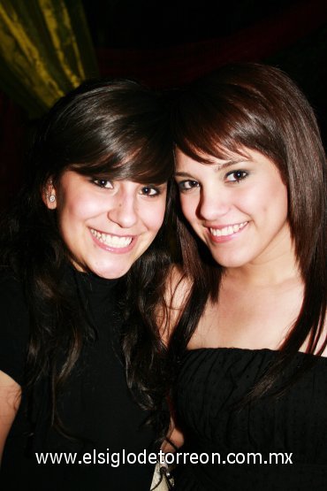 20102007
Mariana Vargas y Valeria Trujillo.