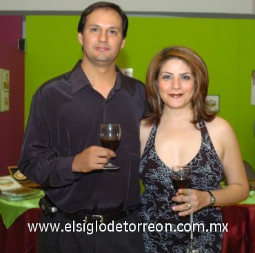 21102007
Carlos Alberto Verástegui y Varenka de Verástegui.