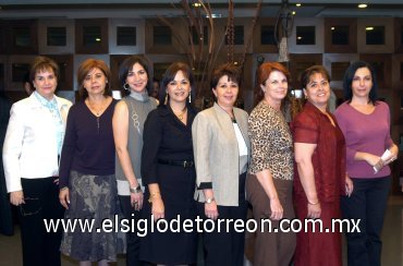 29102007
Ana Mary de Rosas, Silvia de Dávila, Margarita de Villarreal, Yola de Trasffi, Lorena de Chong, Maribel de Román, Lety de Campos y Sara de Juárez
