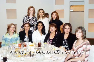 29102007
Rosa María Lyne, Silvia Silas de Núñez, Zoila de Chapa, Martha de Llama, Pame Ruelas de Montes, Lourdes Benavides de Martínez, Marcela Pereyra, Mónica Pereyra de Pérez y Luz María Sánchez de Handal.