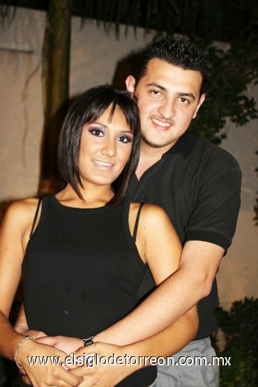 28102007
Ana Paola de la Cruz y Marco Prone.