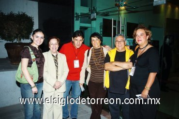 02112007
Norma Hernández, María Elena Arenal, Gabriel Gutiérrez, Julia Meléndez, Jorge Méndez y More Barret.