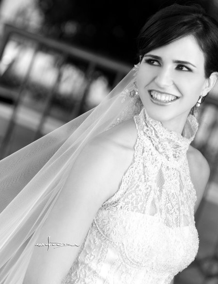 Srita. Zaida Faccuseh Zarzar el día de su enlace nupcial con el Sr. Pedro Ruenes Sirgo.

Estudio Carlos Maqueda.