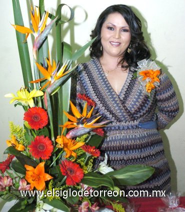 05112007
Sara Martínez Covarrubias fue despedida de su vida de soltera, ya que el 14 de diciembre contraerá nupcias con Roberto Odrizola Cerpa.