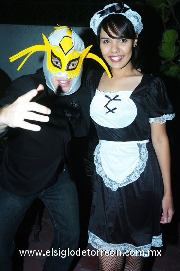 04112007
Charly y Giovana, en una fiesta de disfraces en la ciudad de Gómez Palacio.