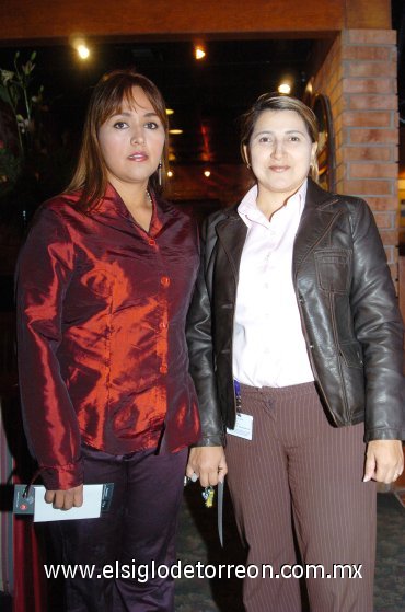 04112007
Claudia Maciel y Laura Mata.