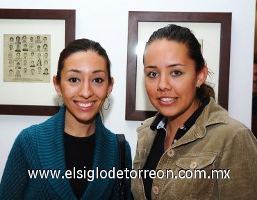 11112007
Carla Macías y Claudia Manzanera.