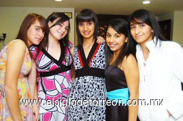 11112007
Lupita, Cinthia, Mary Pily, Paola y Marcela.