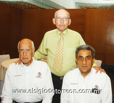 14112007
Germán González Navarro, Gerardo González Duarte y Leonel Rodríguez.