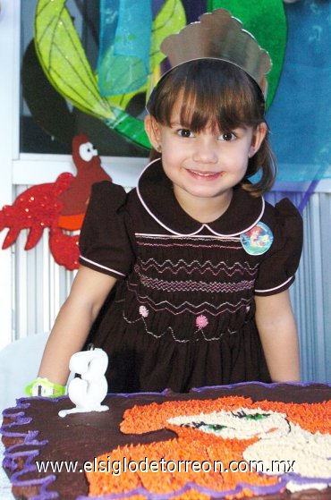 15112007
La niña Fernanda Sada Galán cumplió tres añitos de edad.