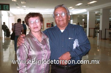 10112007
Guadalupe de Romero y Jesús Carlos Romero viajaron a Tijuana.