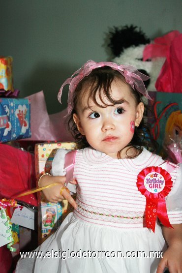 18112007
Monserrat Martínez Ramos en su fiesta de cumpleaños.