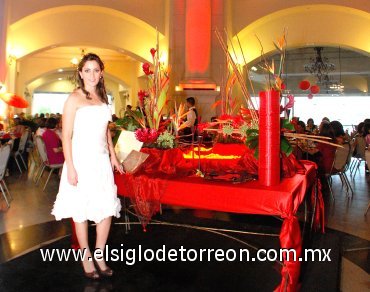 19112007
Melissa Mijares Campa contraerá nupcias con Ramiro Cantú Flores.
