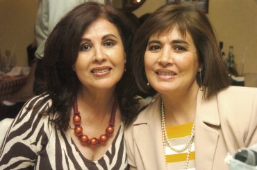 20112007
Sara Olvera de Castillo y Beatriz Olvera de Bravo, invitadas que vinieron de Zacatecas.