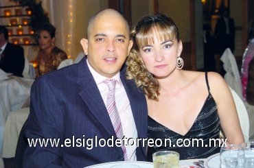19102007
Enrique Loyo y Mónica Ríos.