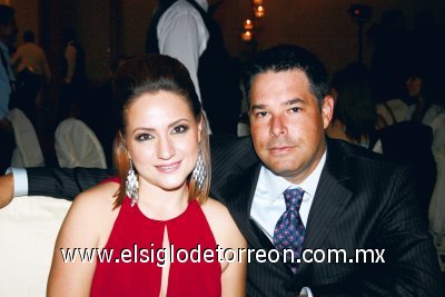 Alicia y Emilio Flores.