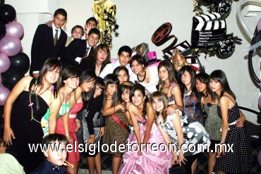 27112007
Amigas festejaron el cumpleaños de Valeria Torres Martell