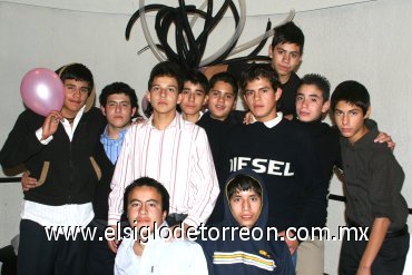 27112007
Gerardo, Sergio, Jesús, Hugo, Alejandro, Ángel, Pedro, Humberto, Antonio, Aldo y Kevin.