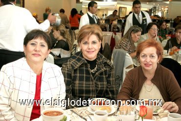 25112007
Humbelyna Govea, Mayela de Garza y Nancy de Lozano.